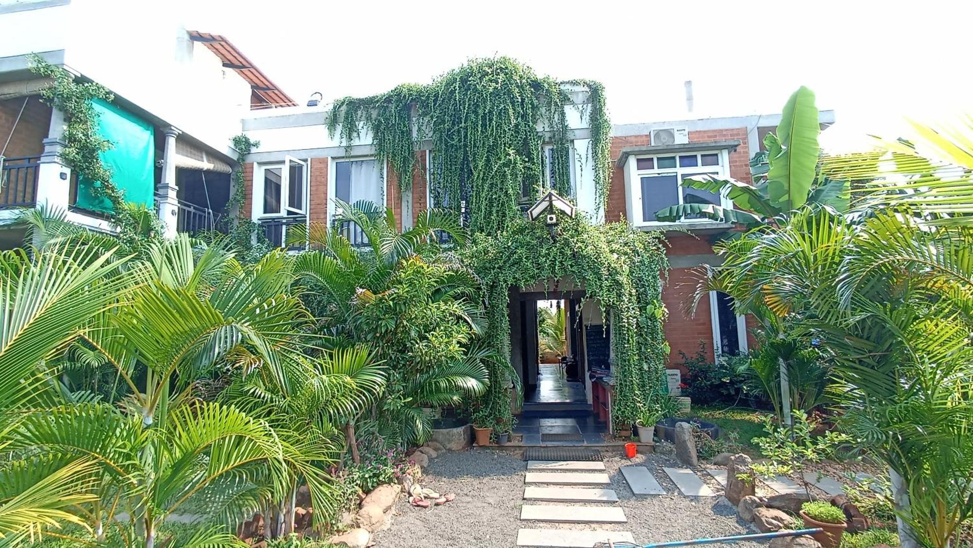 Wow Farm House Auroville Eksteriør billede
